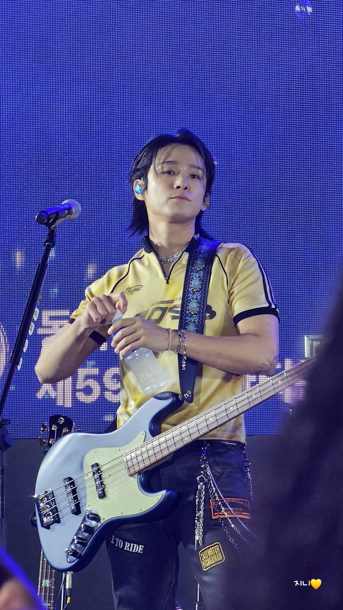 _jinii_67's tweet photo. 2026. 05. 13
동아대학교 축제 쟂니💛
#ftisland #ft아일랜드 #이재진 https://t.co/ivbtWV9y0v
