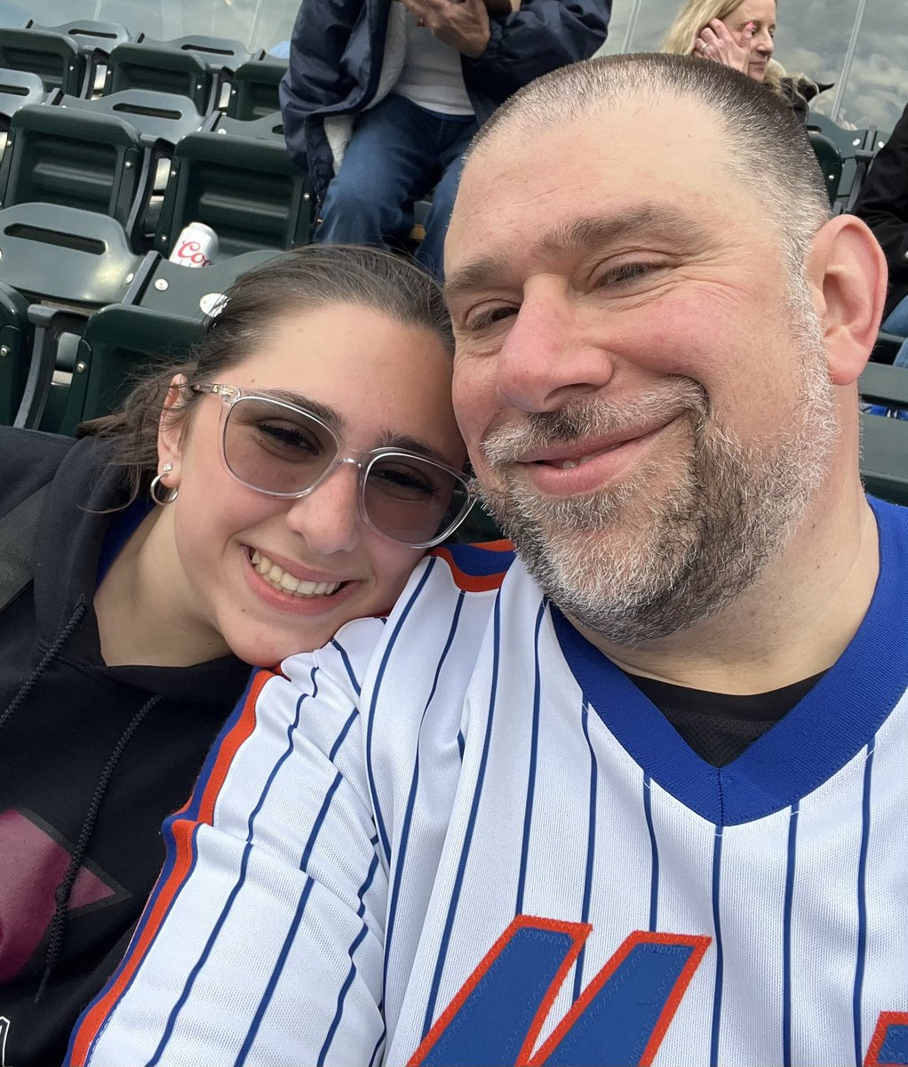 MattyMo66's tweet photo. Mets/Tigers with my baby.  #LGM https://t.co/eQYqQNTvSY