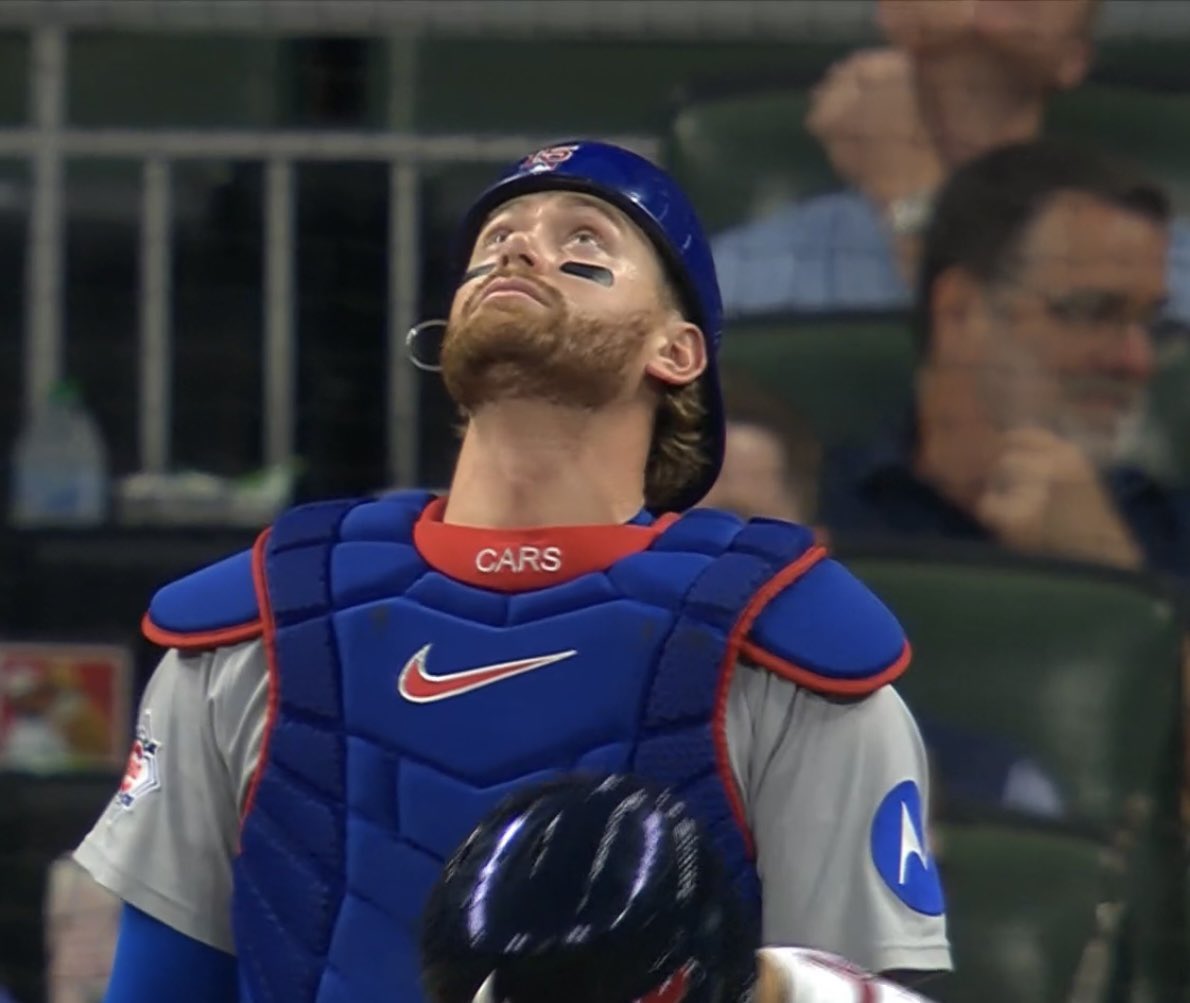 seiyahomer4iz's tweet photo. me when i cant find da ball https://t.co/f1xL44eCb4