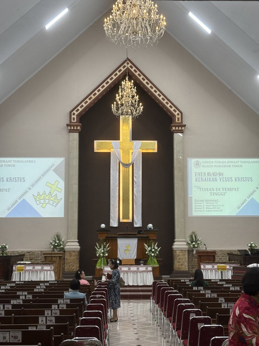 Atomiccc__'s tweet photo. Selamat Merayakan Kenaikan Yesus Kristusss 😇
#makassar https://t.co/2G3ykOt1nj