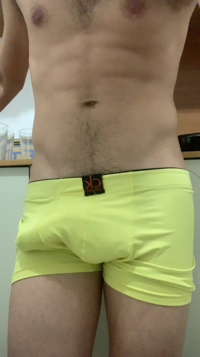 knlimaa's tweet photo. T ao chegar do trabalho 
#PINTOAWARDS 
#PINTOSAWARDSㅤㅤ 
#nudes https://t.co/UZ061MeG40
