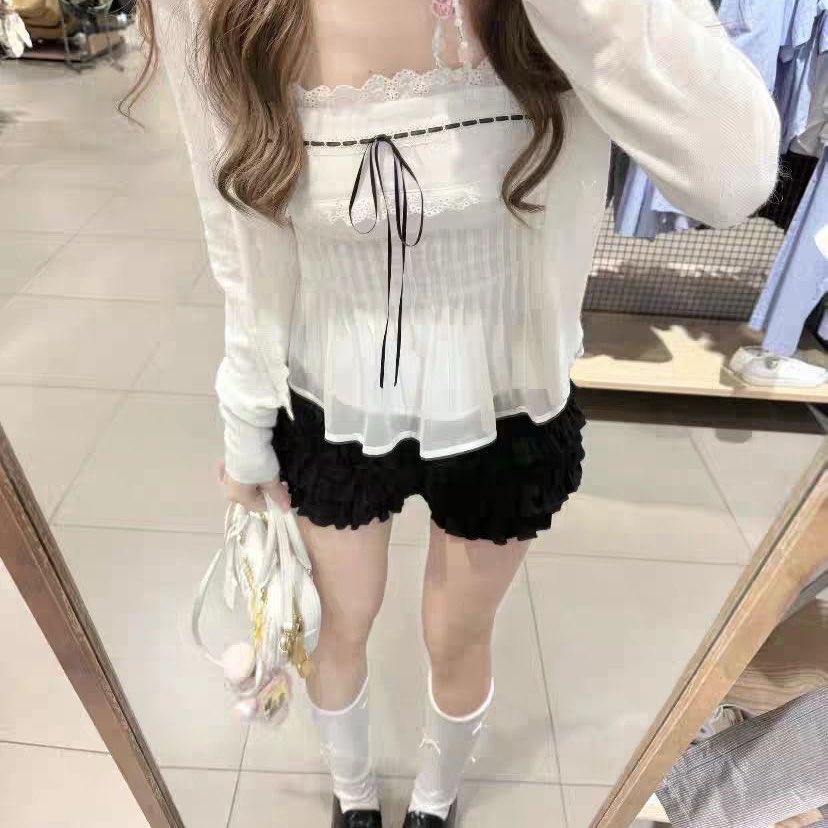 ໒꒱ིྀ༝⁺ lily. (-1,4/30) tweet media