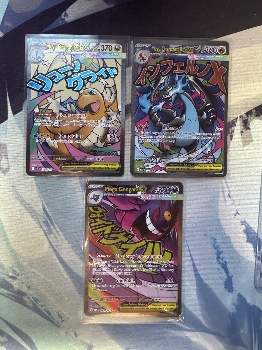 huantonn's tweet photo. Mega Attack rare are so damn gorgeous https://t.co/8djLKnXMfw