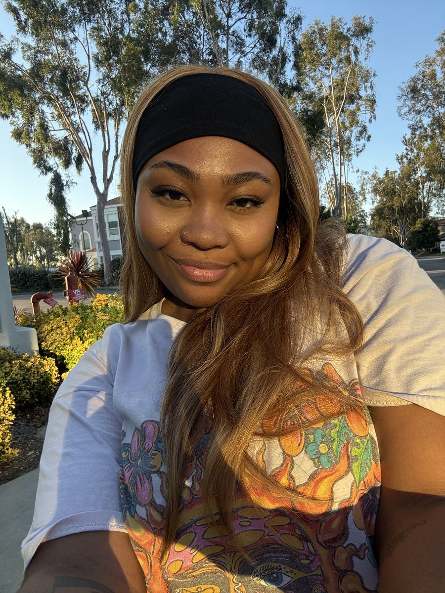 Goddess Kae | Findom ୭̥⋆*。 tweet media