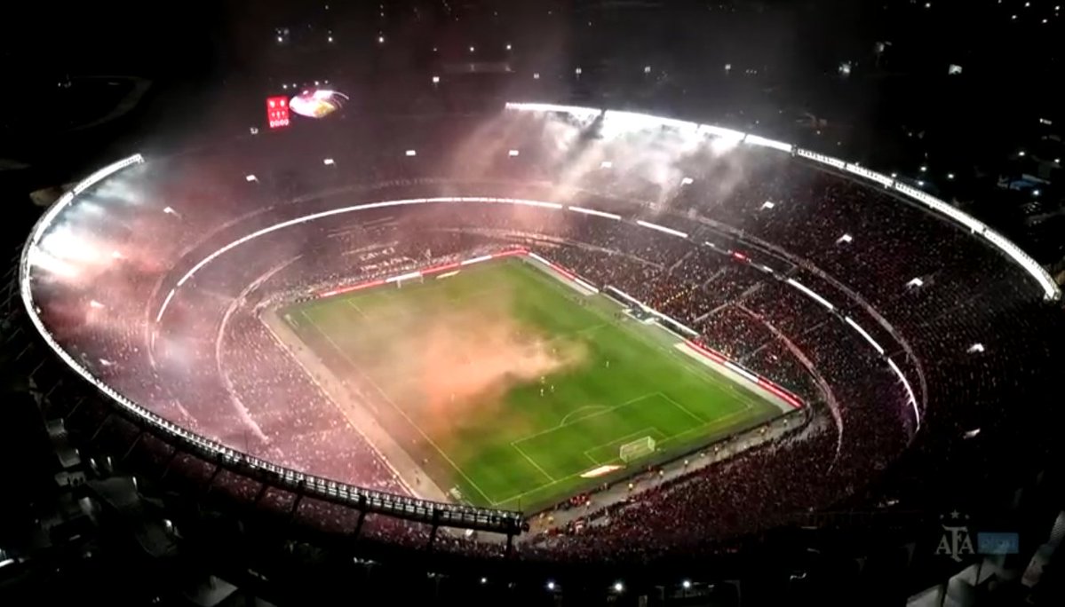 Vivianar912⚪❤⚪ tweet media