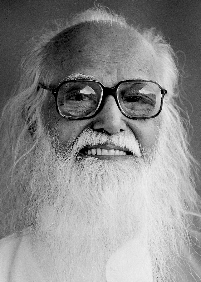 VethathiriGnana's tweet photo. அன்பர்களின் கேள்விகளும் அருள்தந்தையின் பதில்களும்
❓ #கேள்வி: ஐயா! #சூழ்நிலை காரணமாக நமக்குச் #சினம் வரும்படி #நண்பர்கள் தூண்டும் பொழுது, நாம் மனதை எவ்வாறு வைத்துக் கொள்ள வேண்டும்?
✅ #பதில் - #வேதாத்திரி மகரிஷி
✖️K.Pudur MVKM Trust, Madurai
#கேள்விப்பதில் #QuestionAndAnswer https://t.co/IdY5OpjayU