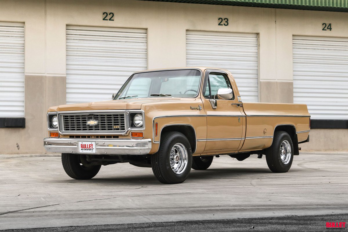 Orange Chevrolet tweet media