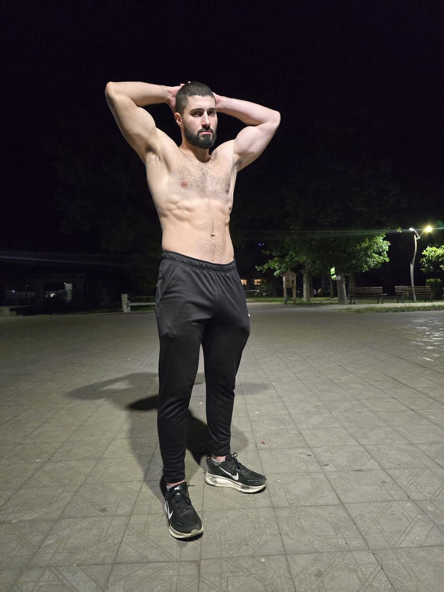Lazarfit tweet media