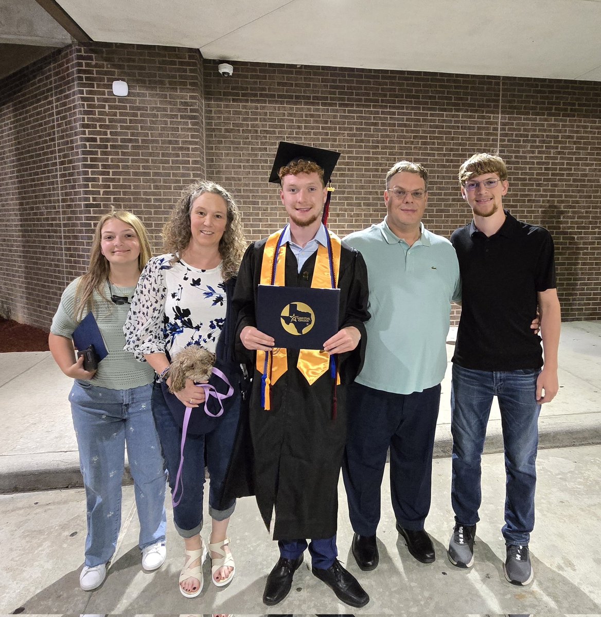 tarapatton's tweet photo. Another Patton has their @lonestarcollege Associates degree!! @LSCHoustonNorth @CarverHS_AISD @AldineISD Congratulations to all the 2026 graduates!! https://t.co/p2BSeETBPh