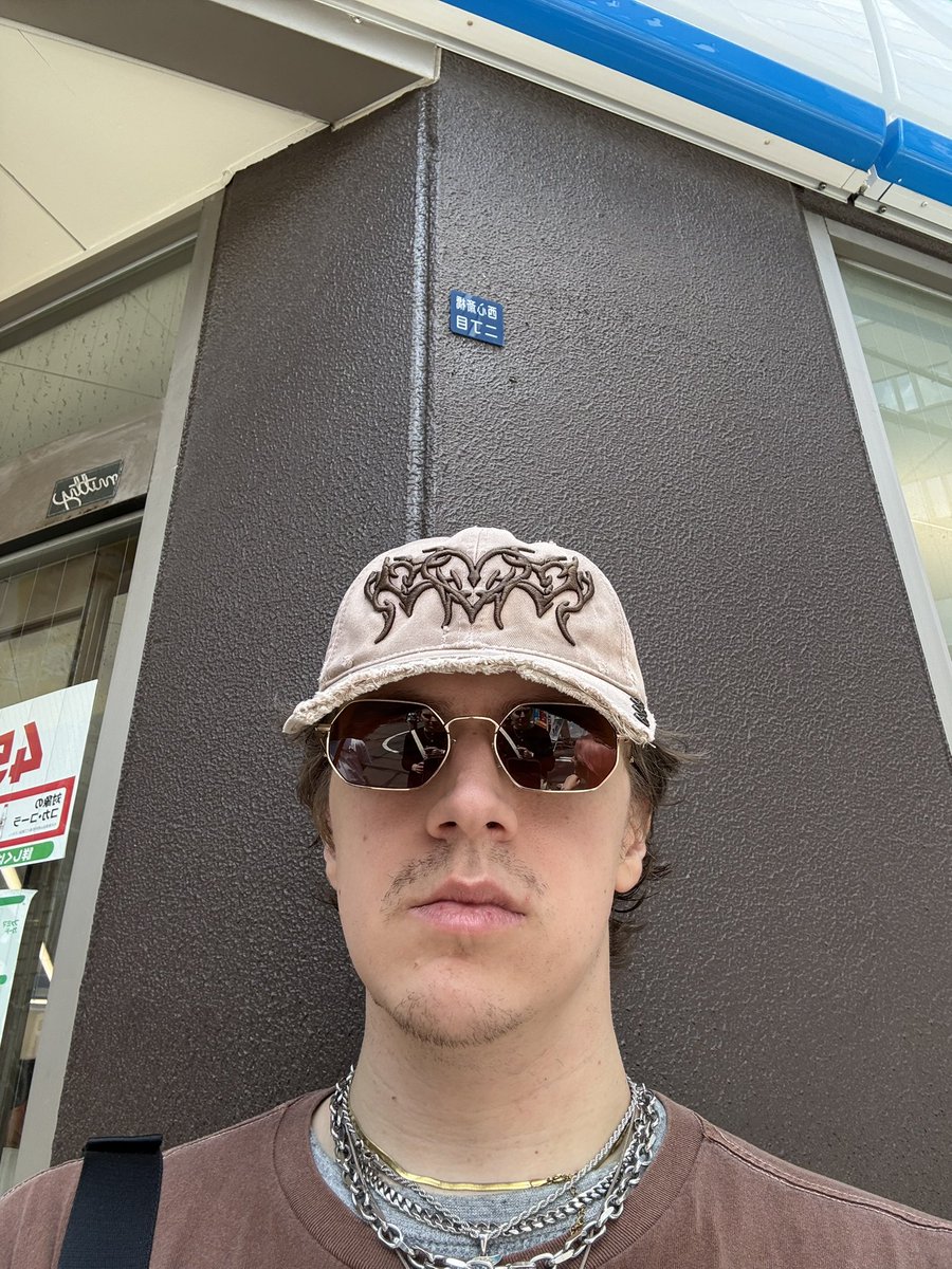 JOHN🧊 tweet media