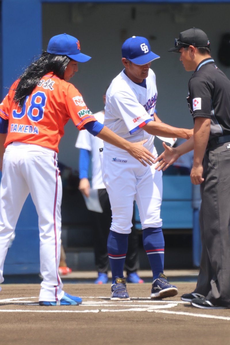 56987py03wp's tweet photo. 今日もふざけてる勝さん🤣 https://t.co/67Yllzgd3f