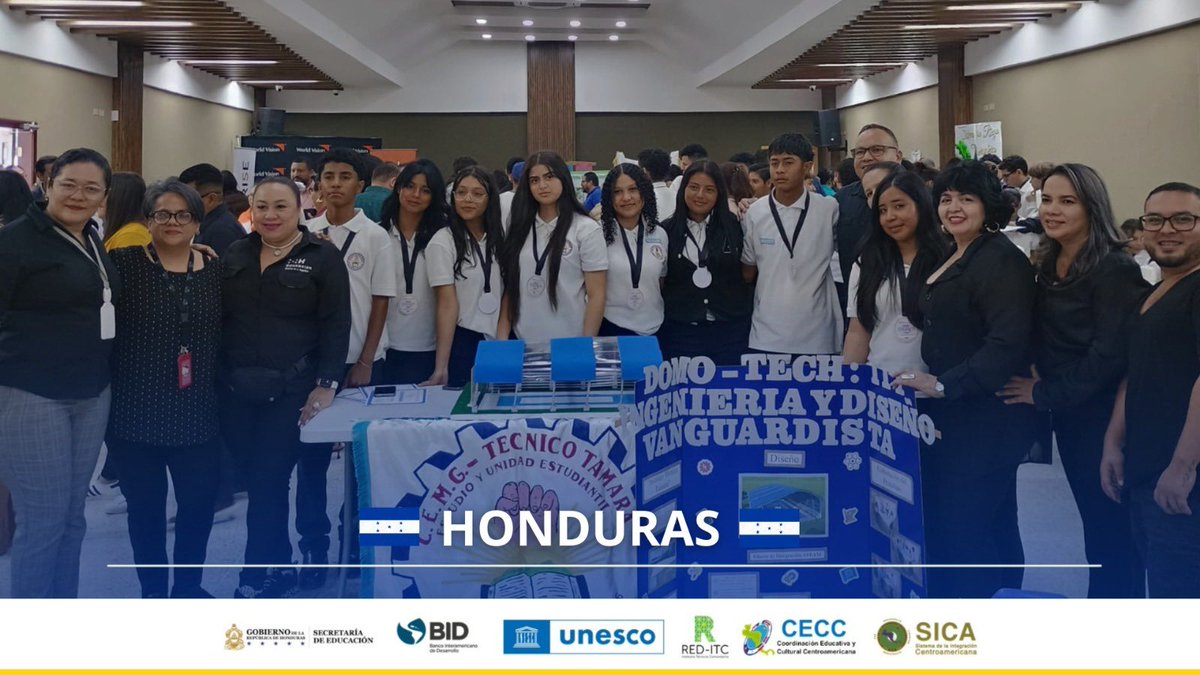 se_CECCSICA's tweet photo. 🤝 Asimismo, resaltó el valor del diálogo de saberes, reconociendo la riqueza cultural, los conocimientos comunitarios y las experiencias de estudiantes y docentes como elementos fundamentales para construir una educación inclusiva, pertinente y humana. https://t.co/jSXJcjjZcR