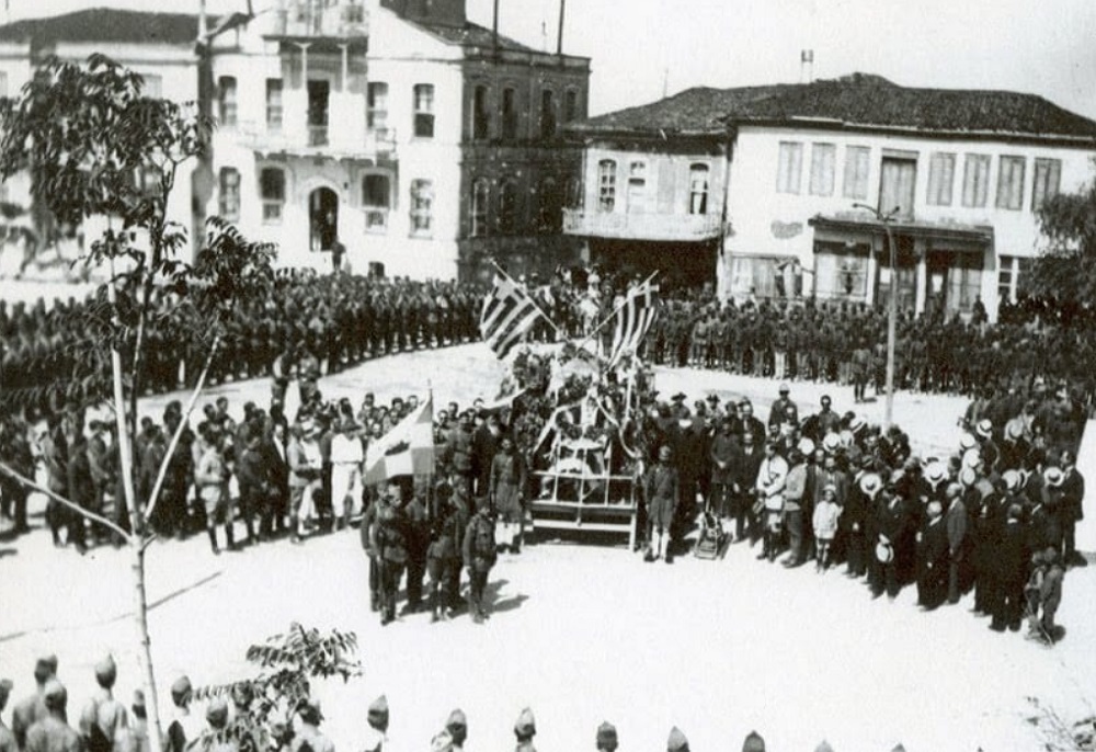 TheGreekPatriot's tweet photo. 14 Μαΐου 1920 - Γιορτάζουμε την Απελευθέρωση της Θράκης.

#Komotini #Xanthi #Alexandroupoli #Orestiada #Soufli #Didymoteicho #Iasmos #Sapes #Feres #Pentalofos #Thrace #Greek #Orthodox #Revolution #Greece #Hellas #Hellenism. https://t.co/y3a2VJZXqT