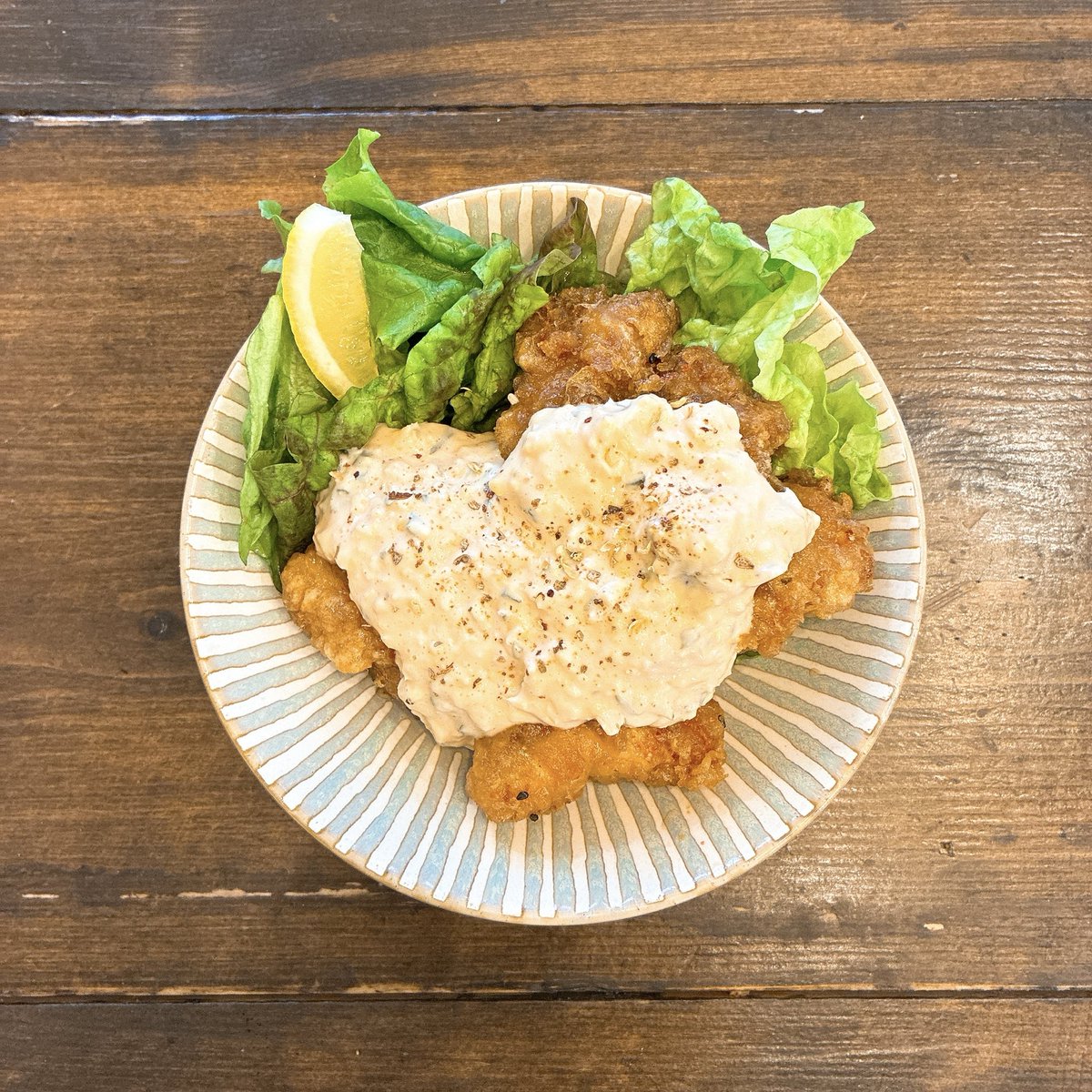 spsy5h59's tweet photo. 本場宮崎県出身の店主さんのチキン南蛮専門店、なんチキさん
#なんチキ #チキン南蛮 https://t.co/Z2VrS5ZidD