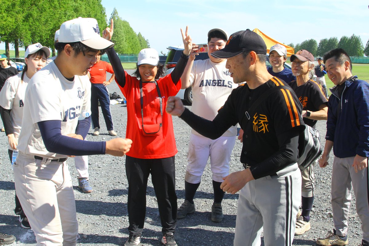 ganbarobaseball's tweet photo. 2026年第79回ガンバロウ野球大会 秋大会9月スタート
エントリー希望の方はDMください！ 大会案内資料を送らせていただきます。 色々なDMがある為、大会資料請求とお知らせください 是非一緒に熱く楽しい草野球を！ グランド・審判はお任せください！
 是非ＨＰからも資料請求してください！ 
#拡散希望 
#リポスト
 #フォローキャンペーン  #草野球
 #ガンバロウ野球大会