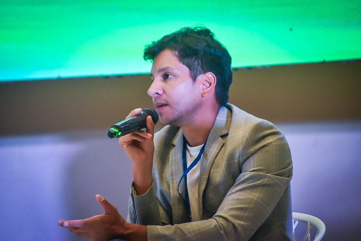 SaludCali's tweet photo. En el panel El cuidado intensivo en el sistema de salud colombiano: Estado actual, retos y desafíos, nuestro secretario @germanchoescobar, compartió  con @FVLCali, @HUVoficial y @secsaludvalle, la visión desde la región sobre el estado del sistema de salud y posibles soluciones. https://t.co/YHafbespTt