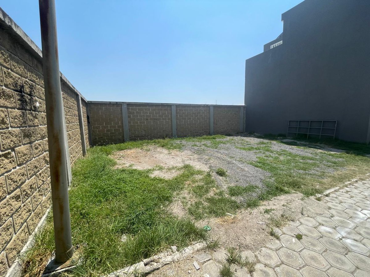 MarianaPRealty's tweet photo. Se vende excelente terreno en Residencial 33, un exclusivo desarrollo privado ubicado en San Andrés Cholula.

· Superficie: aprox 102.308 m2
· Precio de Oportunidad y Ultimo Precio: $900,000.00

Conócelo ya, agenda tu visita
2222025843 / 2215259073 https://t.co/lqNVNNR3KU