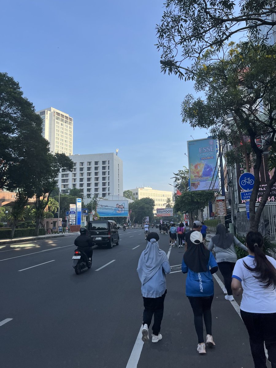 imyour_oulll's tweet photo. pertama kali lari di surabaya https://t.co/j2dEkeaLlC
