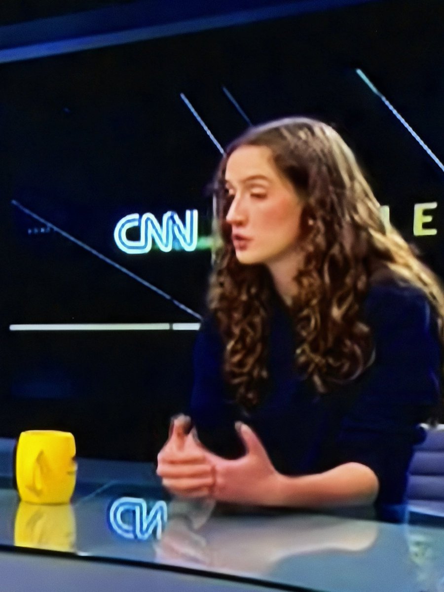 Laura Albornoz Pollmann/BuenaPeroZurda tweet media