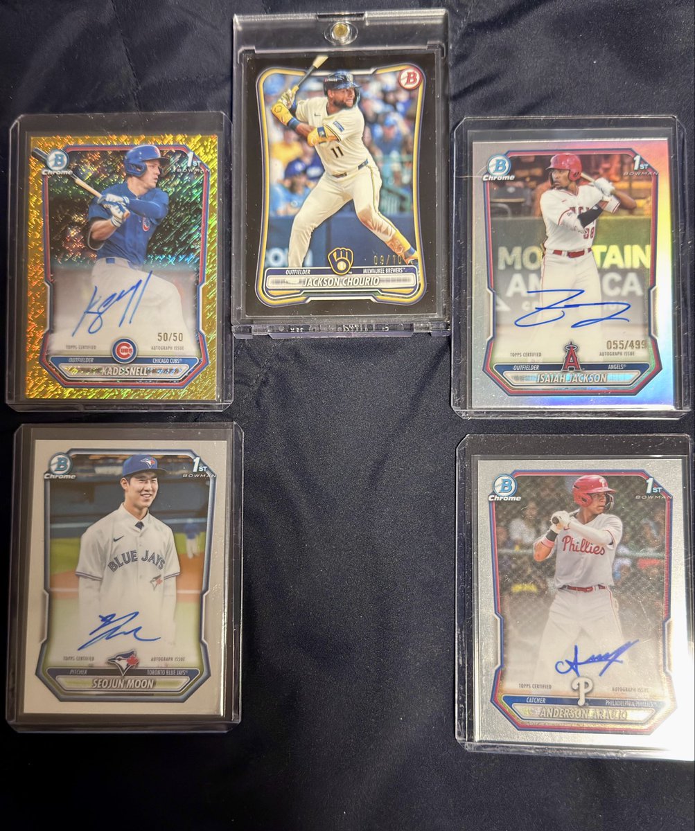 JQ_1474's tweet photo. @CardPurchaser Just the autos and a black out of 10 https://t.co/PkRpJqrWM3