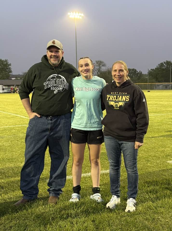 aheld26's tweet photo. Celebrated Senior Night last night at Barker Field with a 10-0 win over Dubuque Senior. Incredible Night. Thanks to all who came out, and all those who supported us along the way. https://t.co/65lrC55JPc