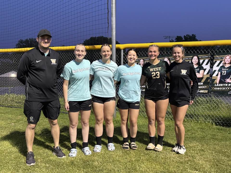 aheld26's tweet photo. Celebrated Senior Night last night at Barker Field with a 10-0 win over Dubuque Senior. Incredible Night. Thanks to all who came out, and all those who supported us along the way. https://t.co/65lrC55JPc