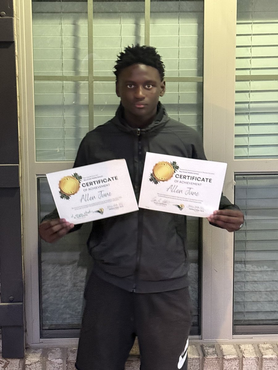 AllenJuneJr's tweet photo. Student✅Athlete✅. Year long AB Honor Roll and Outstanding Performance in PE. Dedicated in all areas @FSUFootball @grayson_fb @Robert_Carter3 @CoachDChambers2 @TrellJones203 @CoachCarswell @__AustinButler @therealkwat @corypeoples @DBCoachPrioleau @FBUAllAmerican https://t.co/5hXulJOpoF