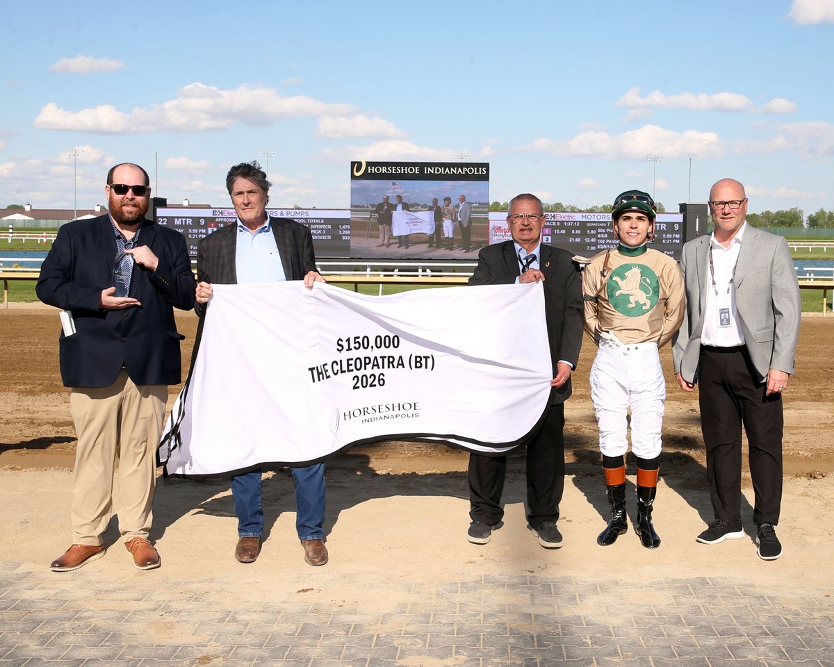 HSIndyTammy's tweet photo. How About Now right on time in Cleopatra (BT), Indiana's richest turf race at Horseshoe Indianapolis: https://t.co/ZmddUCJrZX  Photos by Coady Media  #racelikeacaesar  @TOBAIndiana @IndianaHBPA @INThoroughbred @IndyTBAlliance https://t.co/Q0fz7MzpUN