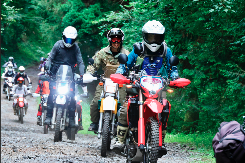 dirtsports_edit's tweet photo. 🏔️ #朝霧高原イーハトーブの森 で
#オフライパ 林道ツーリングデビューしませんか!?🌲✨
6/14(日)開催
#オフロードライディングパーティー‼️
“ゆるふわ林道ツーリング”を今年も開催😊
初心者・女性・リターン大歓迎🔰
#林道ツーリング
#DIRTSPORTS
エントリー👇 https://t.co/tw1KPhvLoE https://t.co/6wD7VxxxwL