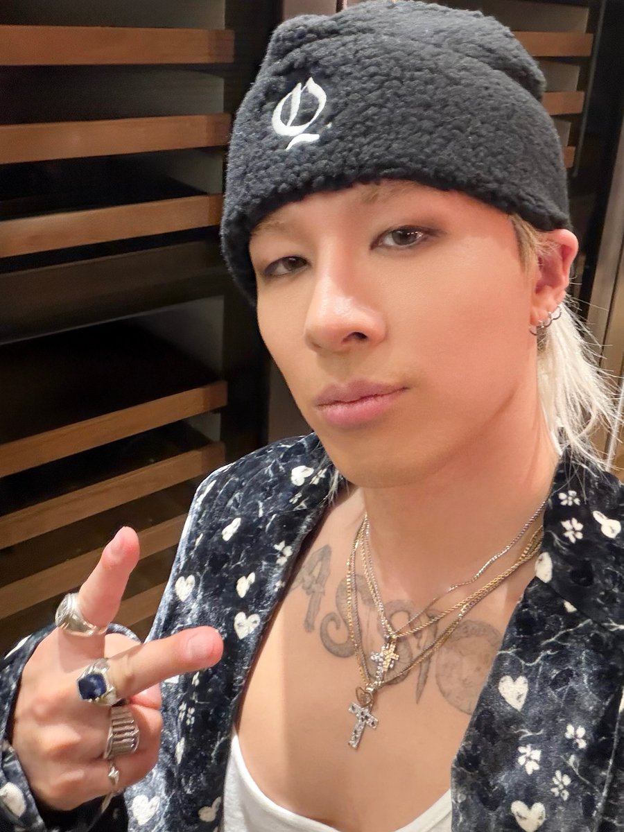 TAEYANG tweet media
