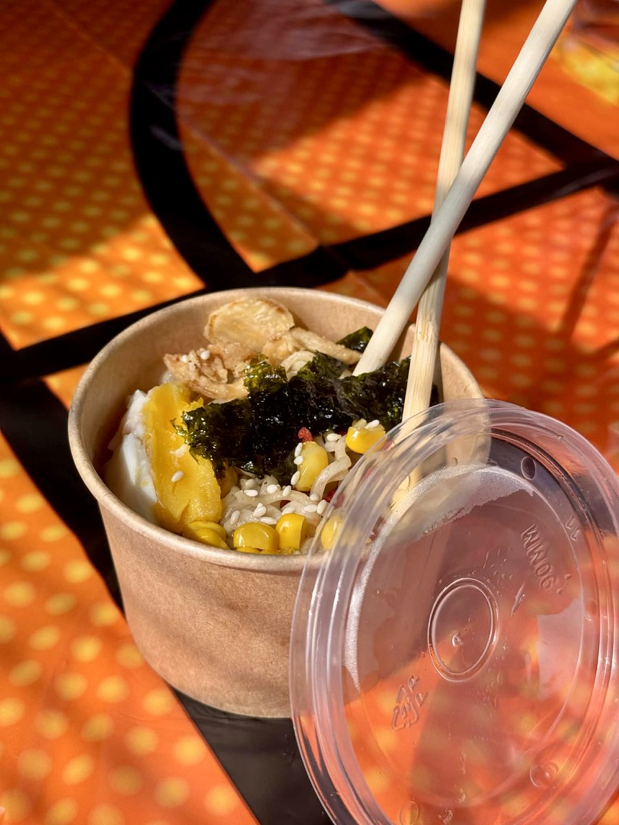 SomersetCounty1's tweet photo. A few snaps from our ramen bar teen programs this week!π Next week, we have gaming and in June we will be making trail mix & a craft. Be sure to stop by and tell your friends. #ramenbar #teenprograms #libraryfun https://t.co/RMgI97fAA6