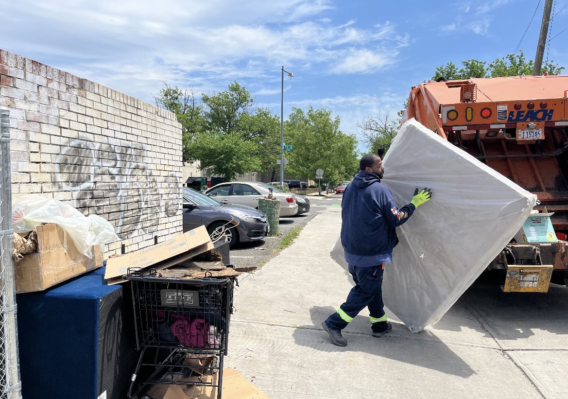 DC Department of Public Works tweet media