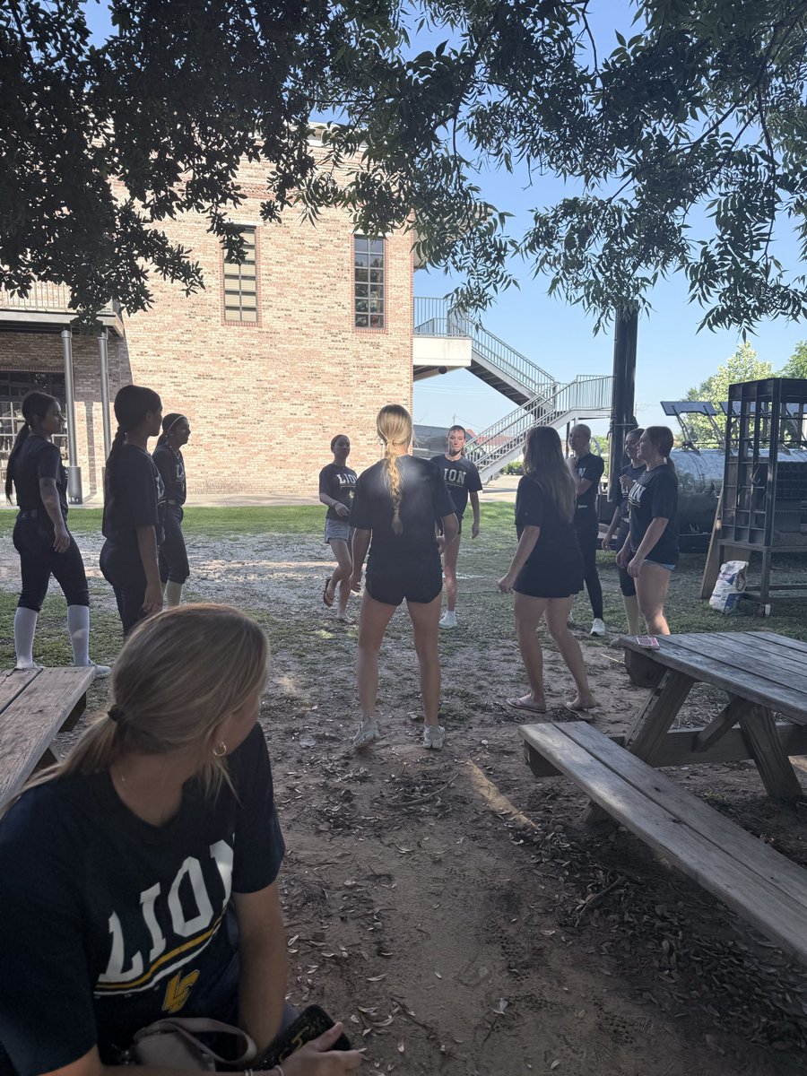 Lake Creek Softball tweet media
