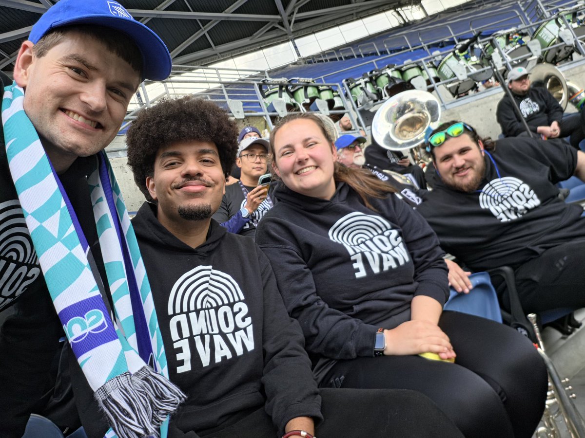pixelforay's tweet photo. #soundersmatchday https://t.co/0NgCrFansn
