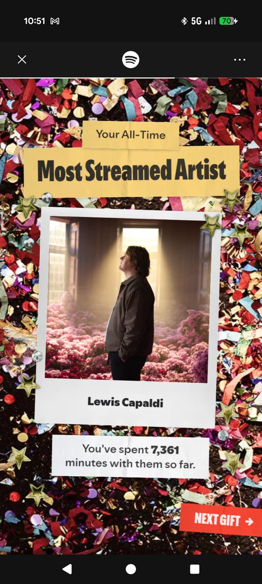 MovieBuff94's tweet photo. @LewisCapaldi you've honestly changed mine and my wife's life with your music loved seeing you in Sydney https://t.co/fet9RY7BTn