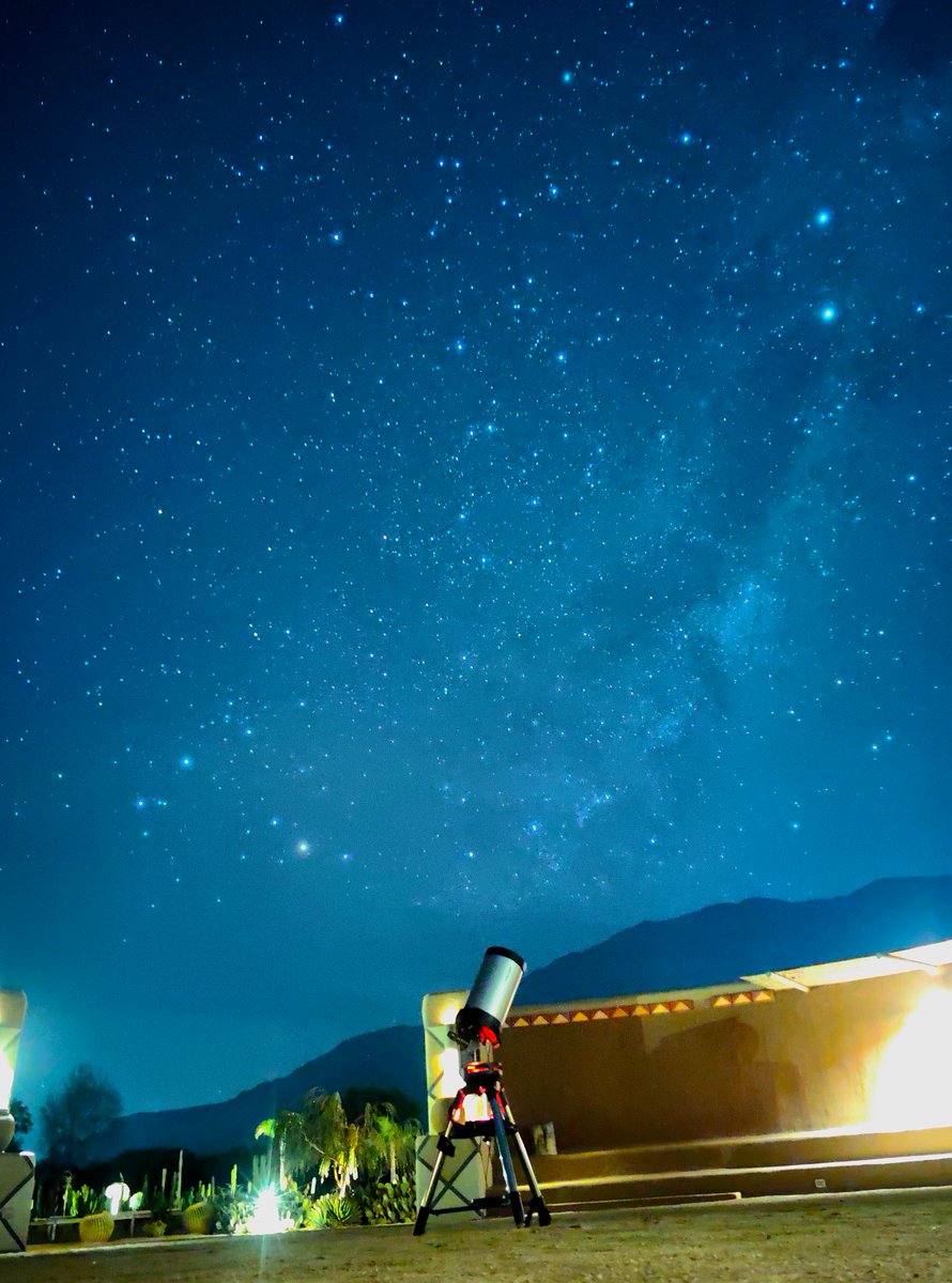 seba_sirius's tweet photo. Saludos desde el Valle del Elqui, terminando el laburo con este cielazo estrellado 🌌 https://t.co/iRMnIDsdlW