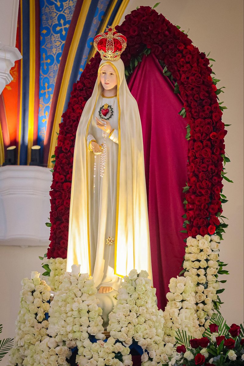 ChrisGuevaraG's tweet photo. Qué bendición vivir este momento histórico para nuestra fe católica. 🤍✝️
La inauguración de la Iglesia Virgen de Fátima es un recordatorio de que, donde hay oración y amor a Dios, siempre florece la esperanza. 🙏 https://t.co/4Qmp6ONn80