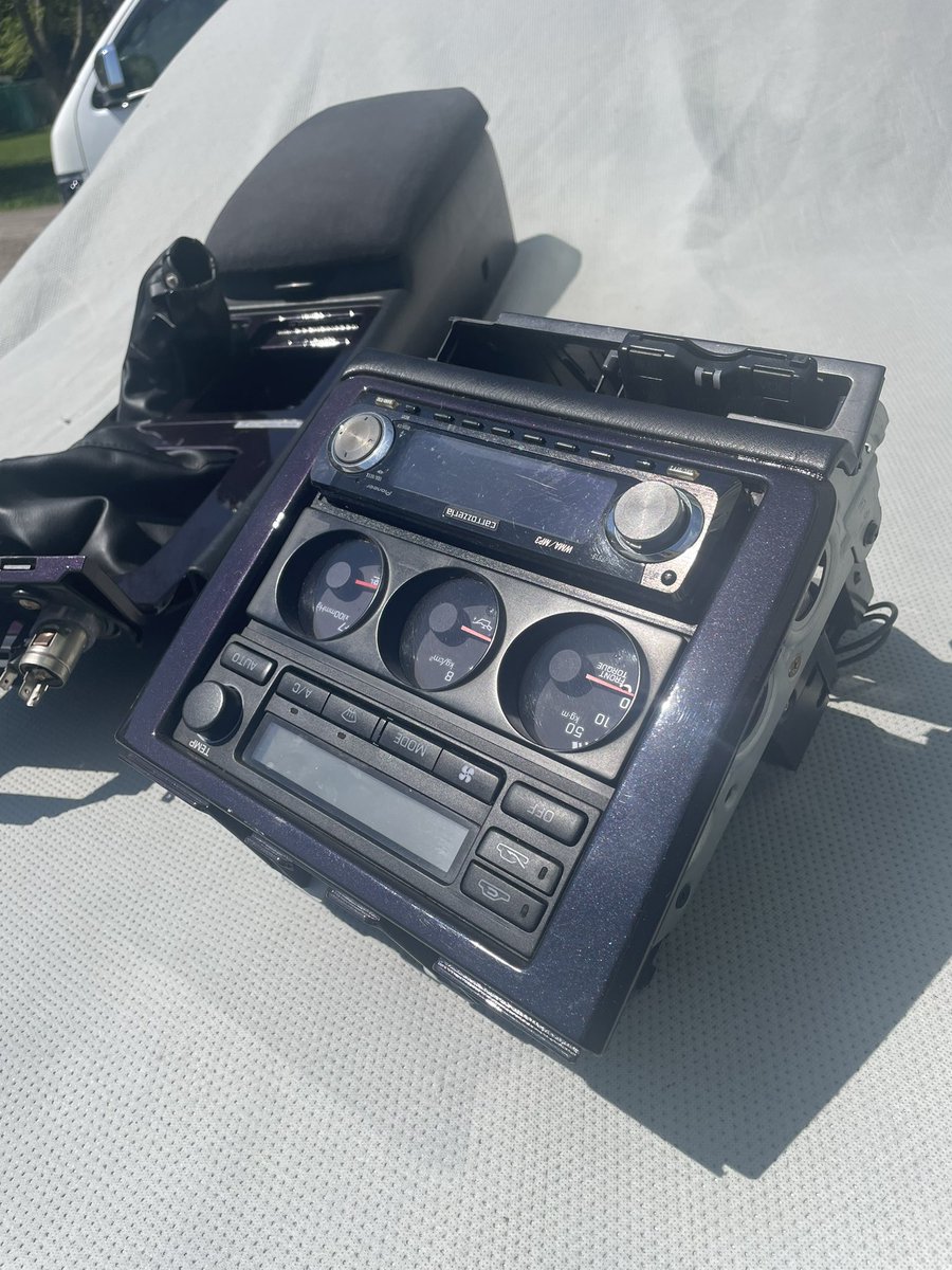suteji1023's tweet photo. ステージアMT化スターターキット入門編
カラーはミッドナイトパープル

観てるだけでかっこいい https://t.co/iYLsQcfcnr