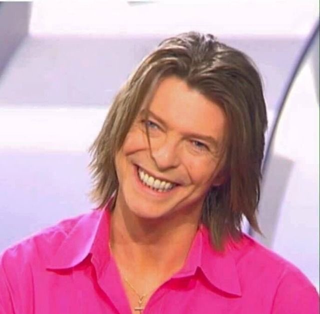 KitBowie's tweet photo. I reached a milestone for me, have not smoked 7 days, never thought could do it, so very proud, saved a lot of money already, more important my health, thinking about David Bowie who smoked a lot and also quit, he’s my role model in this case, and lead me through this ⚡️🙏🏼👨‍🎤💪🏽 https://t.co/vr2uEfTS4i