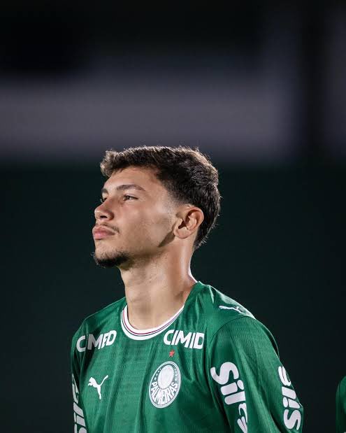 dubgol's tweet photo. Craque. 

Erick Belé! 🪄 https://t.co/28WKQovsD4