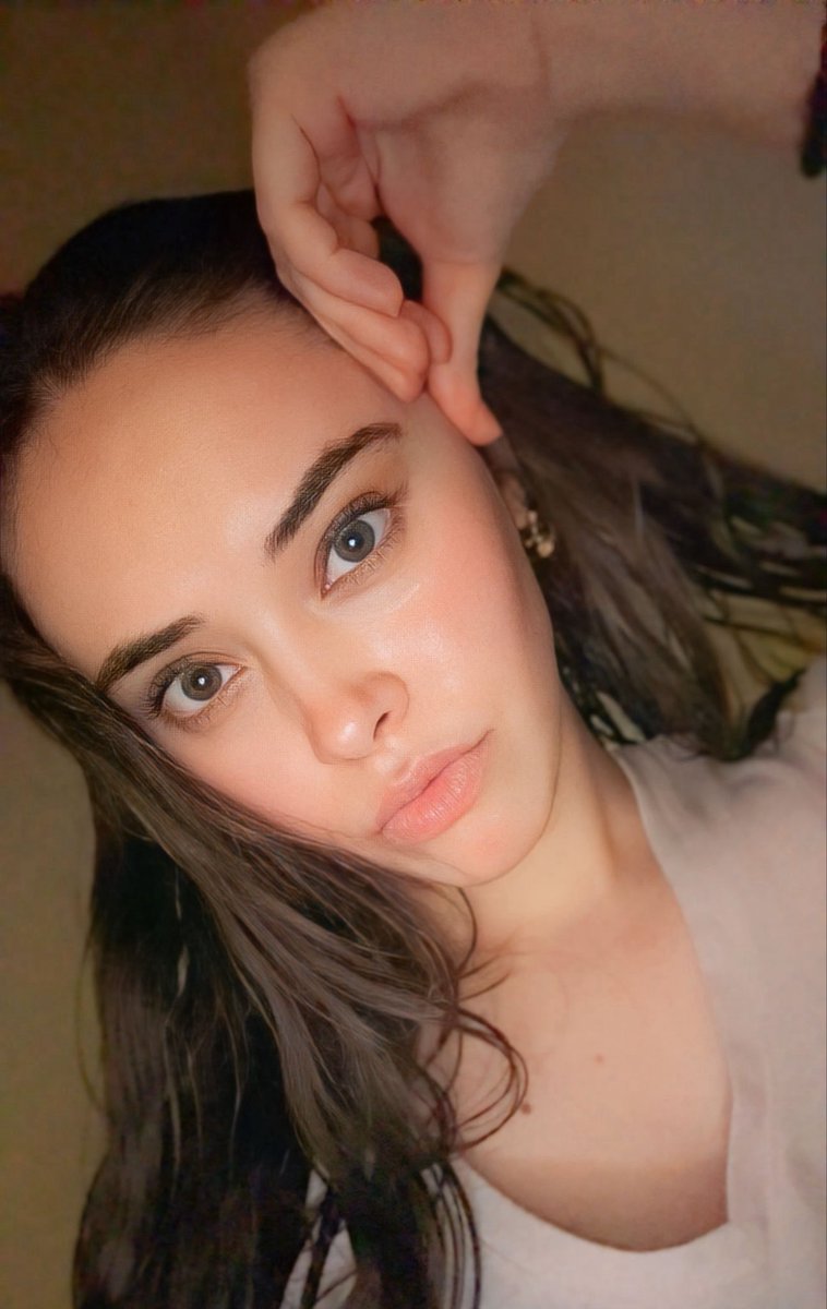 Alyona tweet media
