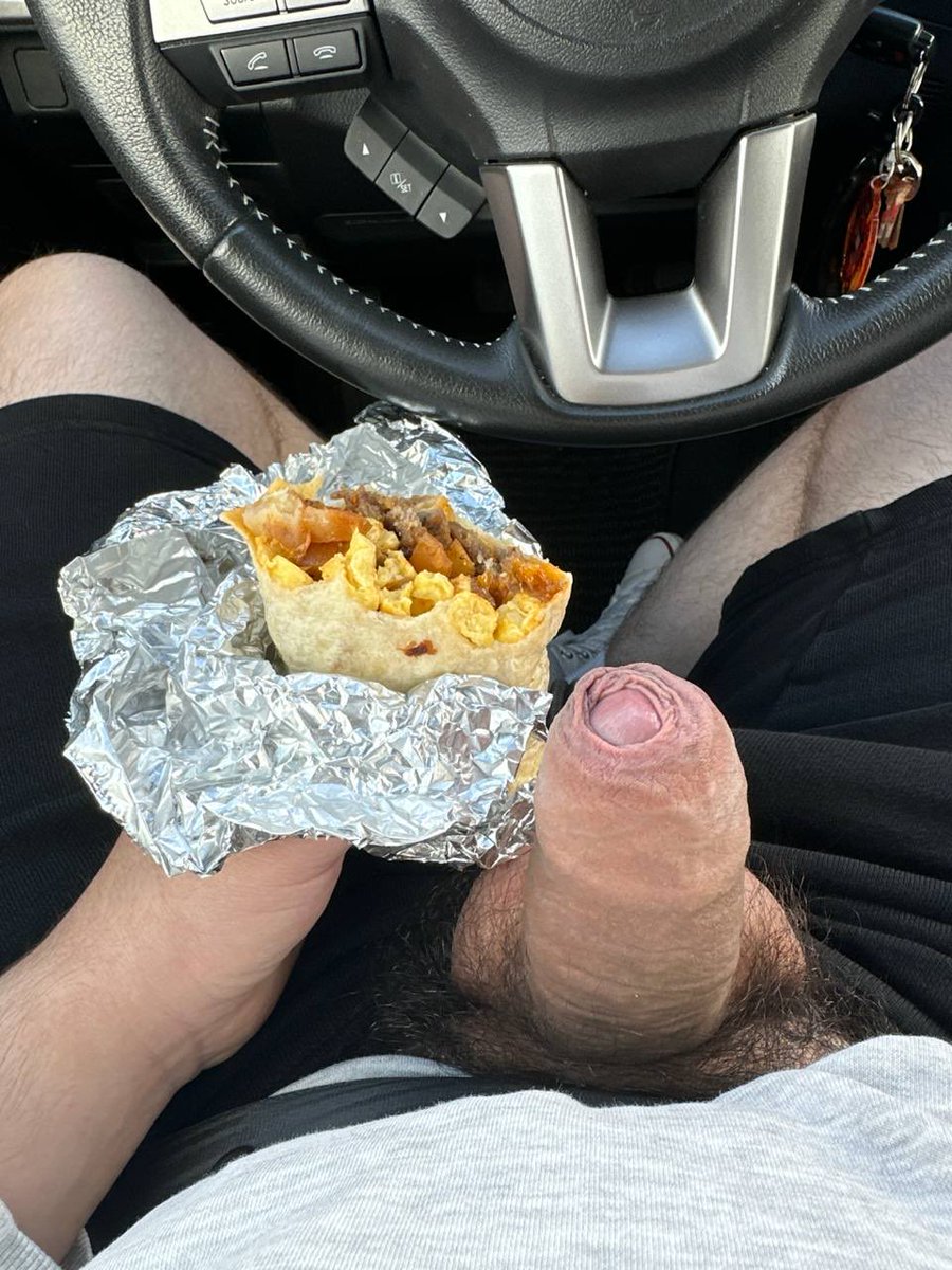 Charlie 🔞 tweet media