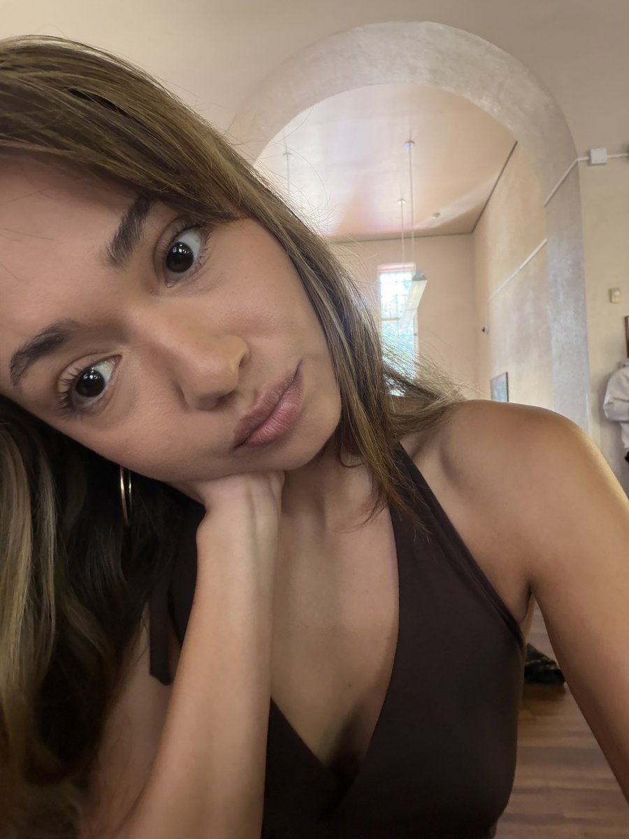 savbaybee tweet media