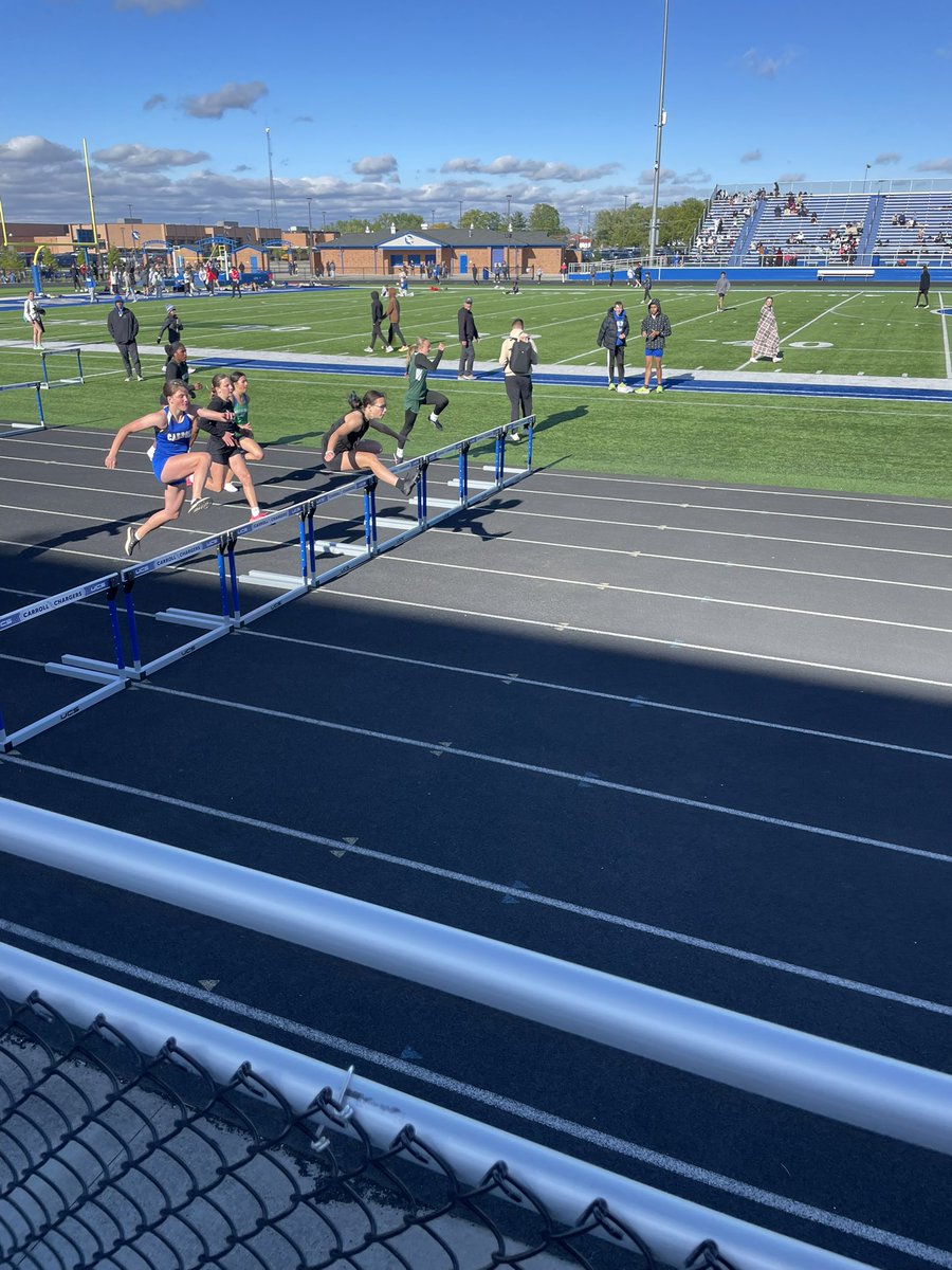 school_carroll's tweet photo. More pictures from the conference track meet! Pt3. #WeARREChargers https://t.co/zFXt8yPsHv