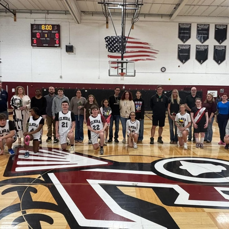 ECSD_Schools's tweet photo. CONGRATULATIONS to our Express Unified Basketball SENIORS!
❤️🖤🚂🏀 #GoExpress https://t.co/WyJDFRLwp8