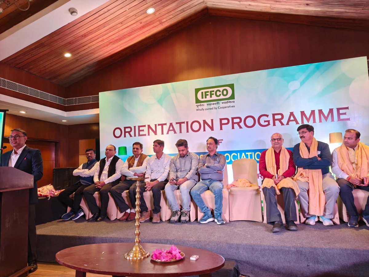 rajeshsisodia8's tweet photo. Honoured to Inaugurate the Orientation Program on #workethics and #professional excellence for Officers’ Association of all Units of #IFFCO at beautiful #Darjeeling.
@Dileep_Sanghani 
@KiritkrJPatel 
@rameshkumar2842 https://t.co/oJQA10cGq5