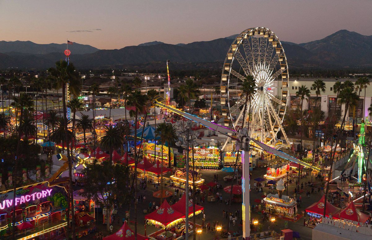 CoachJai_'s tweet photo. ULV Players in May: 
Class during the day, LA County Fair at night 😮‍💨 #TakeTheLeap @ULV_Football https://t.co/V0oHVzzk60