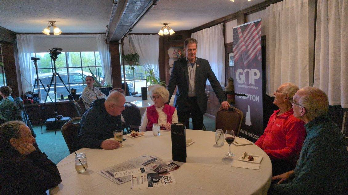 SenScottBrown's tweet photo. Had a great time at the Hampton GOP meeting tonight. Super crowd and a ton of support. I think it’s like the 10th or 15th time I’ve seen them and worked with them and supported this amazing group of Patriots. Wonderful to see such a great turnout.🇺🇸 #nhpolitics https://t.co/Sy6DGURaA8