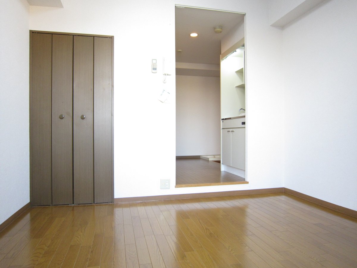premiumEST's tweet photo. 【セイコーガーデンⅢ 502号室🏠】
1K・21㎡✨💰賃料 60,000円
🧾共益費 5,000円✔ 一人暮らし向け
✔ 使いやすい間取り
✔ 収納付きでスッキリ
✔ 通勤・通学にも便利♪気になる方はDMへ📩
#賃貸 #お部屋探し #一人暮らし #1K #物件紹介 https://t.co/aLTSbRrX70