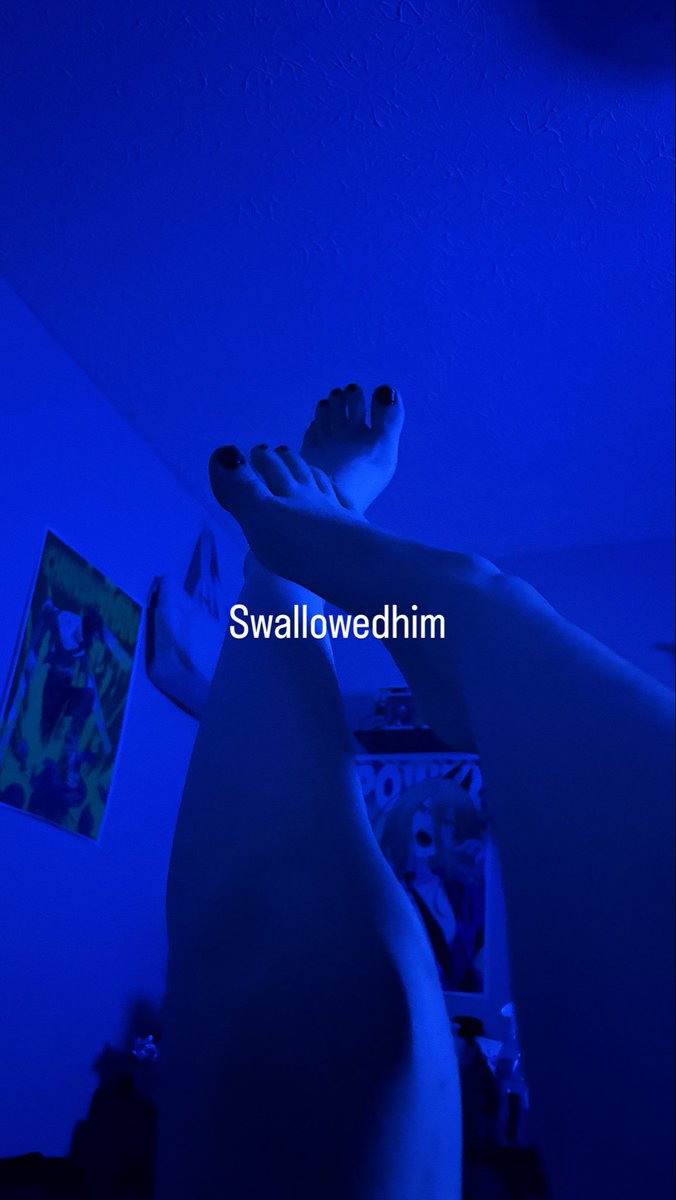 swallowedhim's tweet photo. Dm me &amp; schedule a FaceTime wimme 🫪💋! #fyp #trending #swallowedhim #freaky #menu #onlyfans #horny #fypシ゚viral #worshipme #feet #emogirl https://t.co/xyS2zdT0kr